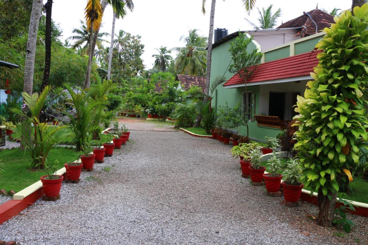 Divine Bliss Beach Resort Varkala Ngoại thất bức ảnh